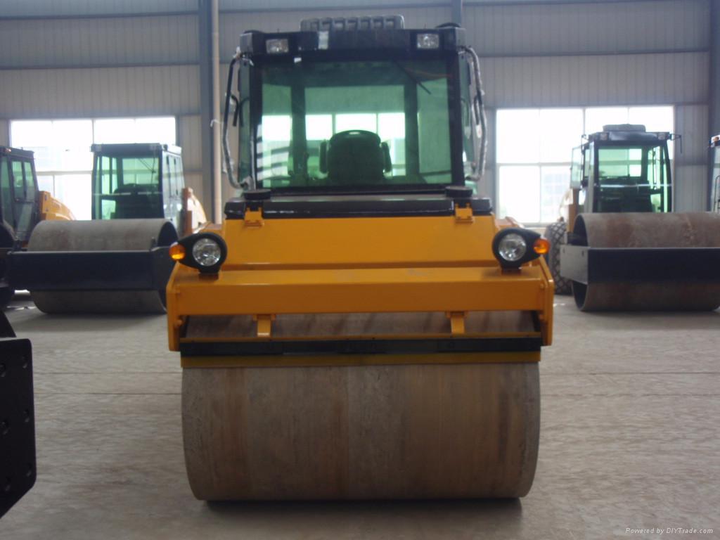 Uses of Road Rollers for Compaction in Road Con...
